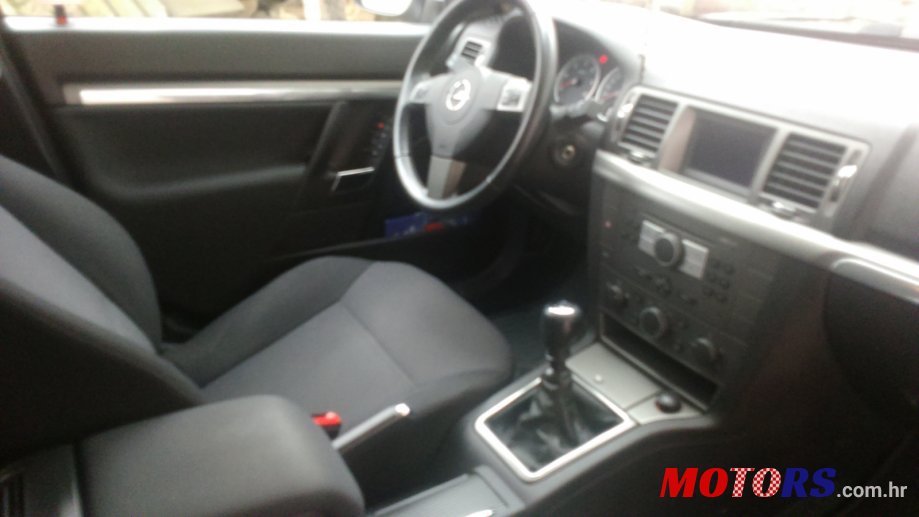 2006' Opel Vectra photo #2