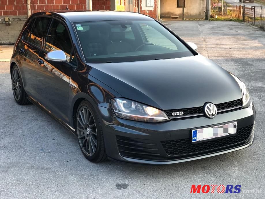 2015' Volkswagen Golf 7 photo #2