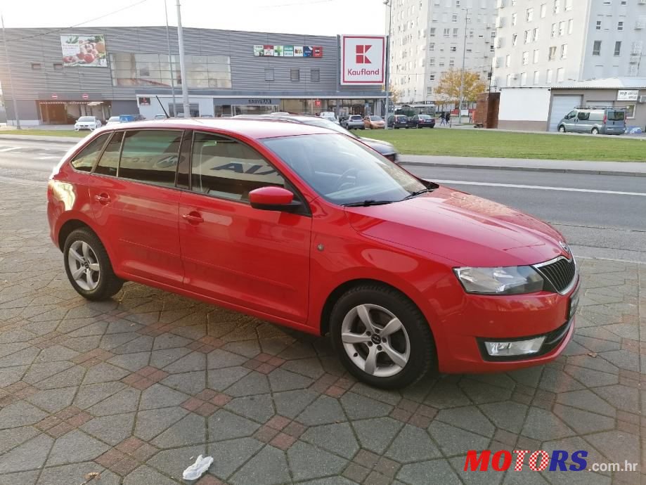 2013' Skoda Rapid 1,6 Tdi photo #2