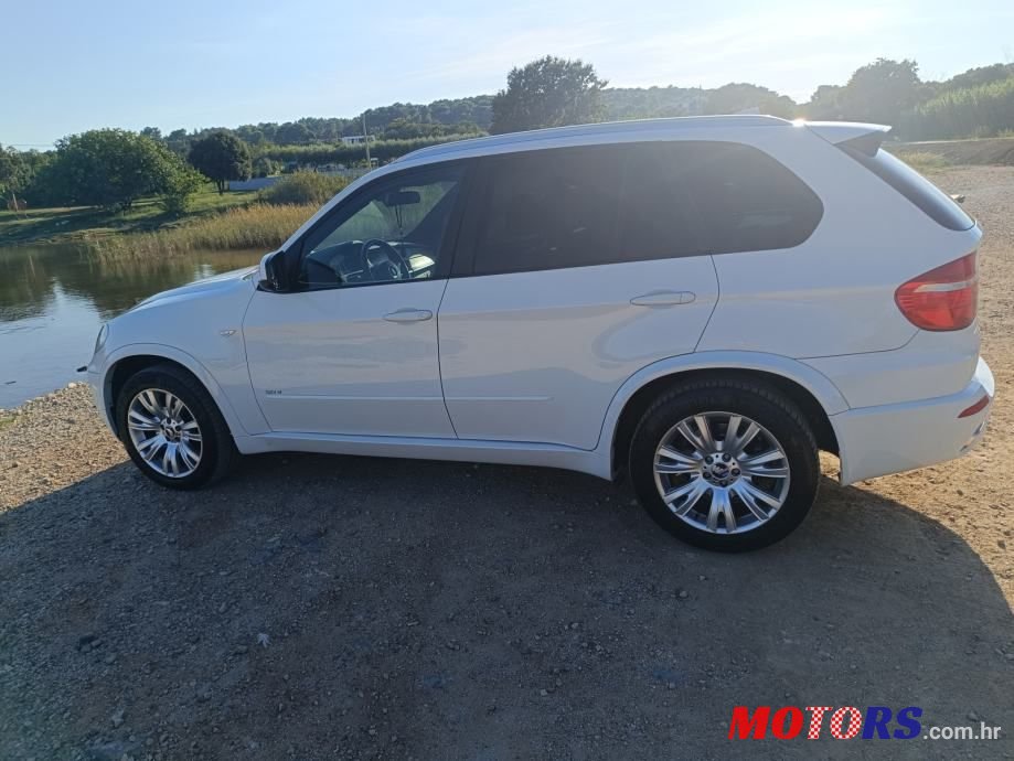 2009' BMW X5 Xdrive30D photo #2