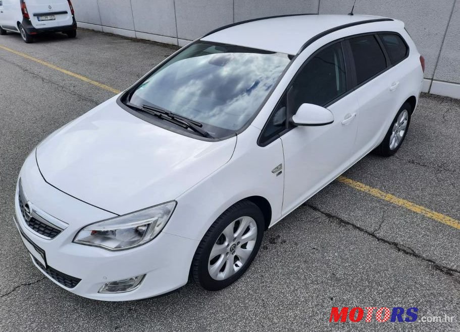 2012' Opel Astra Karavan 1,7 Cdti Sport photo #1