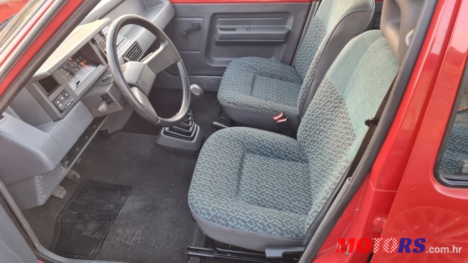 1991' Renault 5 Campus photo #4