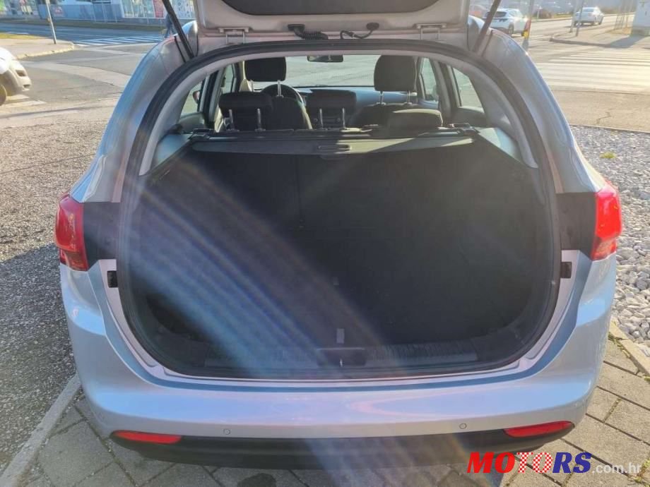 2016' Kia Ceed photo #6