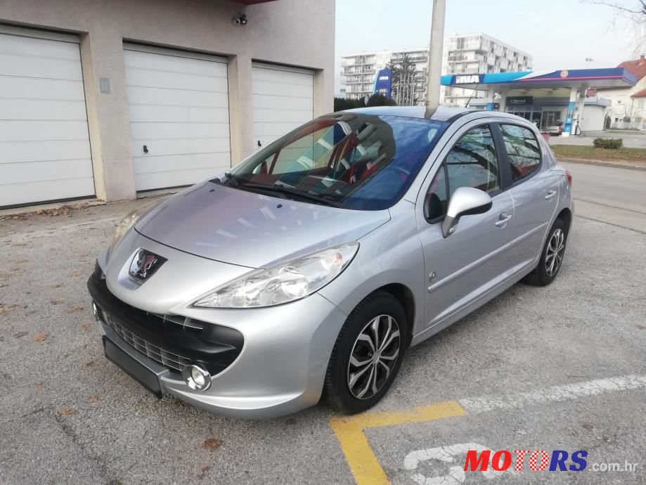 2009' Peugeot 207 1,6 Hdi photo #1