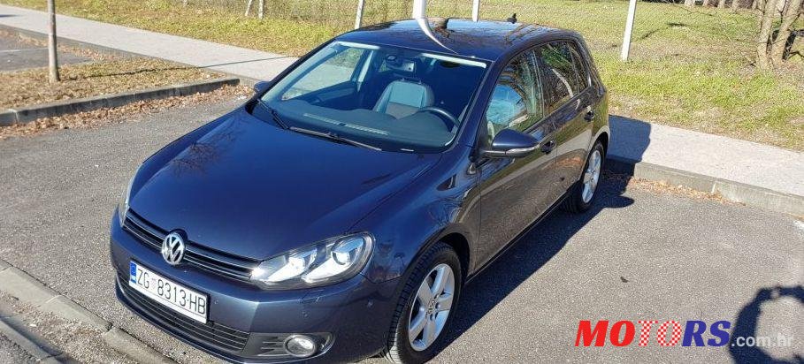 2010' Volkswagen Golf VI 1,6 Tdi photo #1