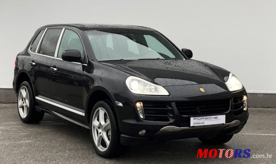 2008' Porsche Cayenne photo #2