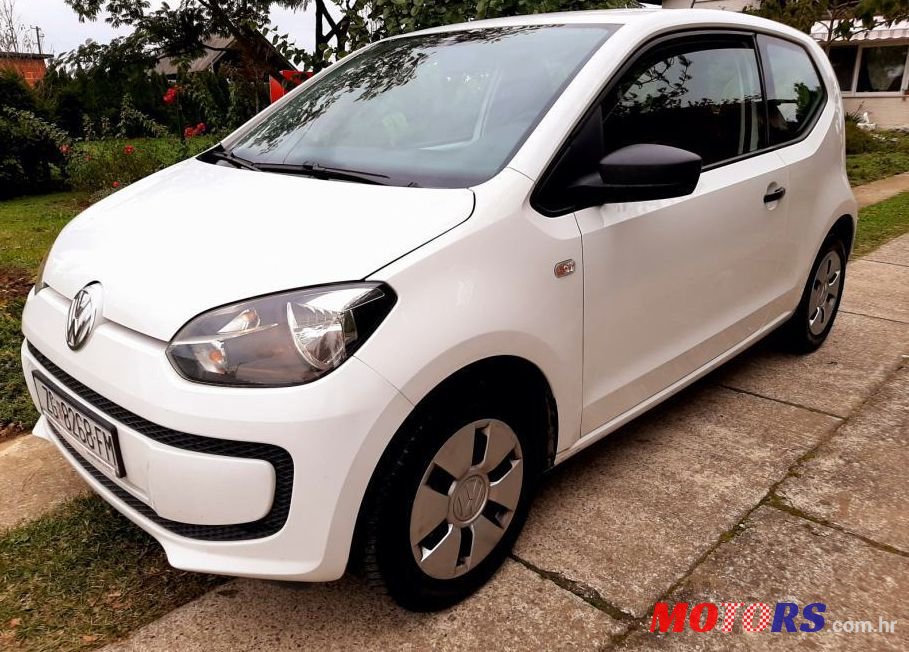 2014' Volkswagen Up! 1,0 Up! photo #1