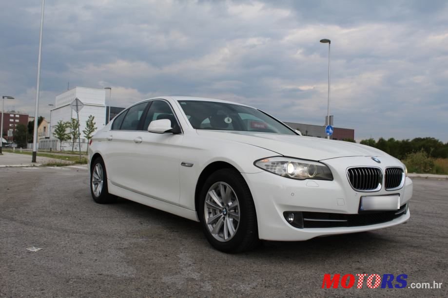 2010' BMW Serija 5 520D photo #3