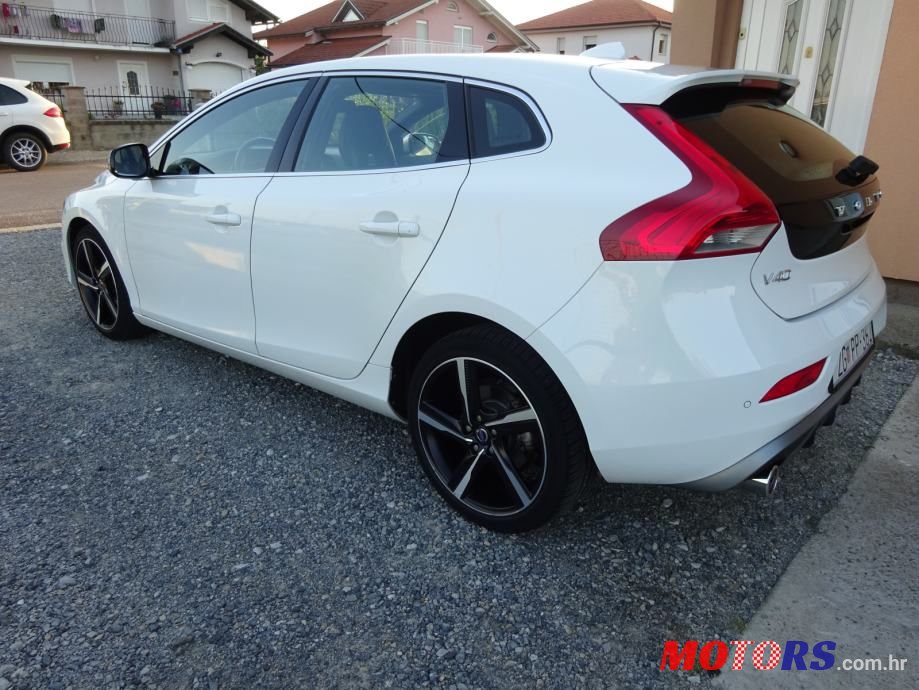 2013' Volvo V40 D4 photo #3