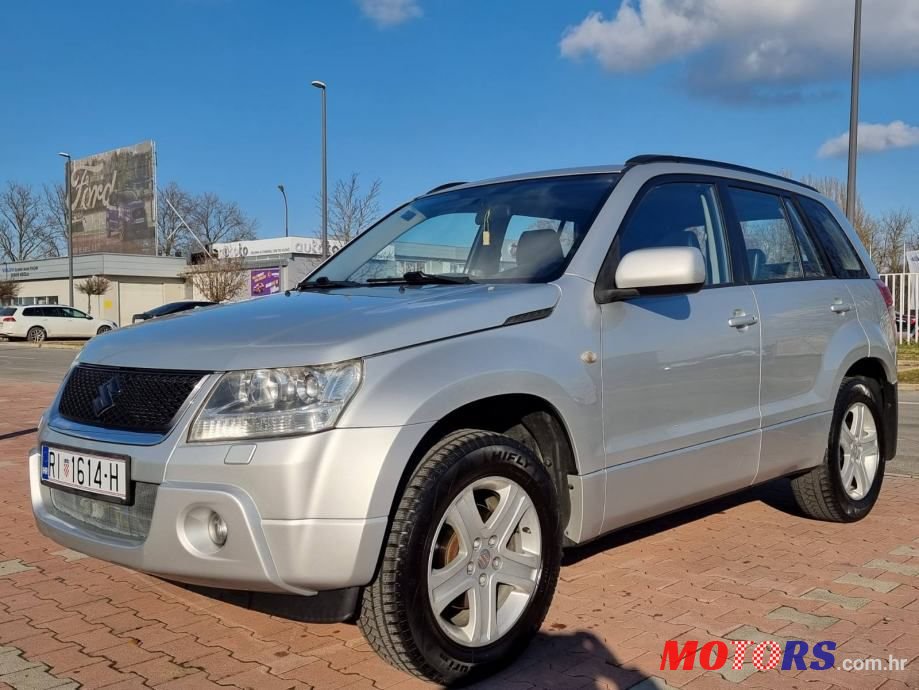 2006' Suzuki Grand Vitara photo #1