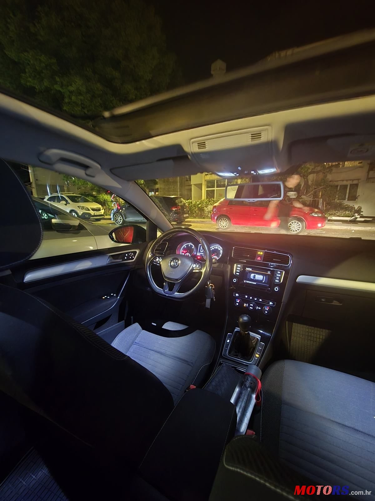 2015' Volkswagen Golf VII Variant photo #6