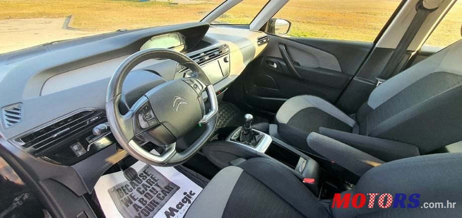 2015' Citroen C4 Picasso photo #6
