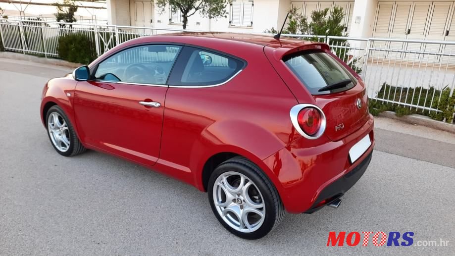 2011' Alfa Romeo MiTo photo #4