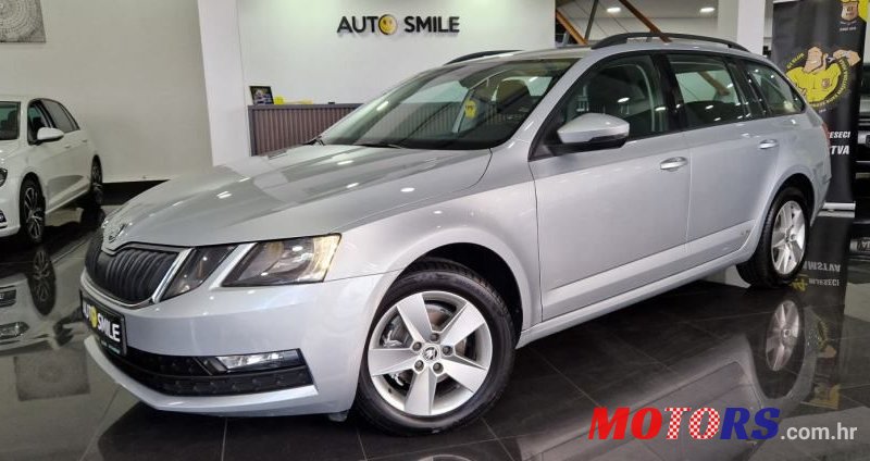 2018' Skoda Octavia Combi photo #2