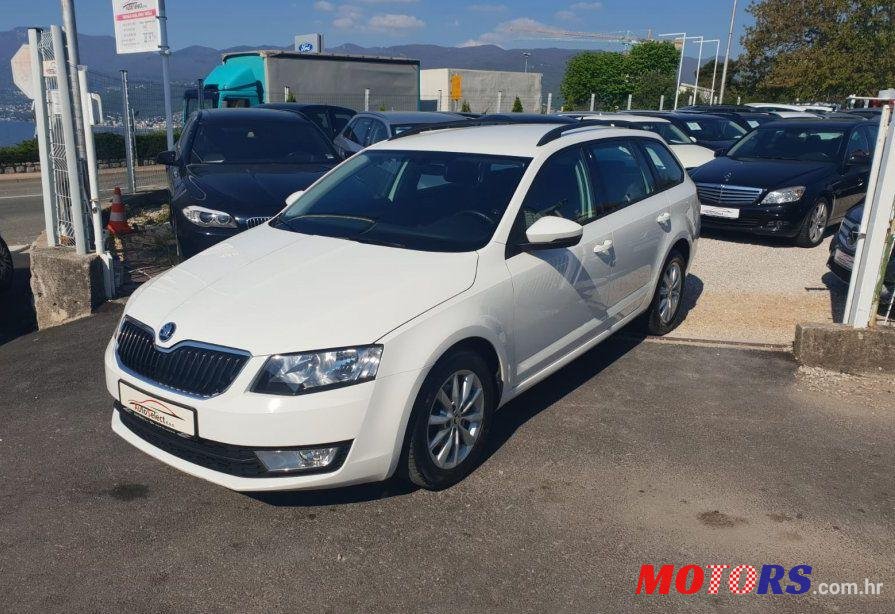 2017' Skoda Octavia Combi 1,6 Tdi Dsg photo #1