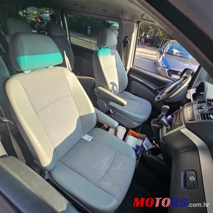 2010' Mercedes-Benz Viano 2,2 Cdi photo #4