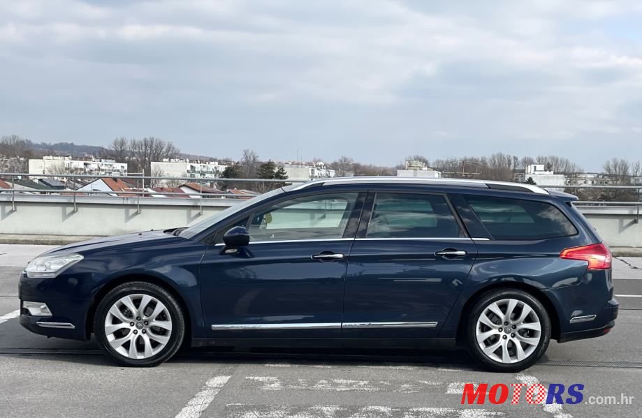 2009' Citroen C5 Break photo #2