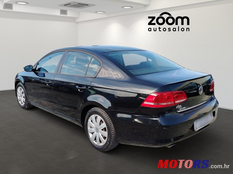 2012' Volkswagen Passat 1,6 Tdi Bmt photo #3