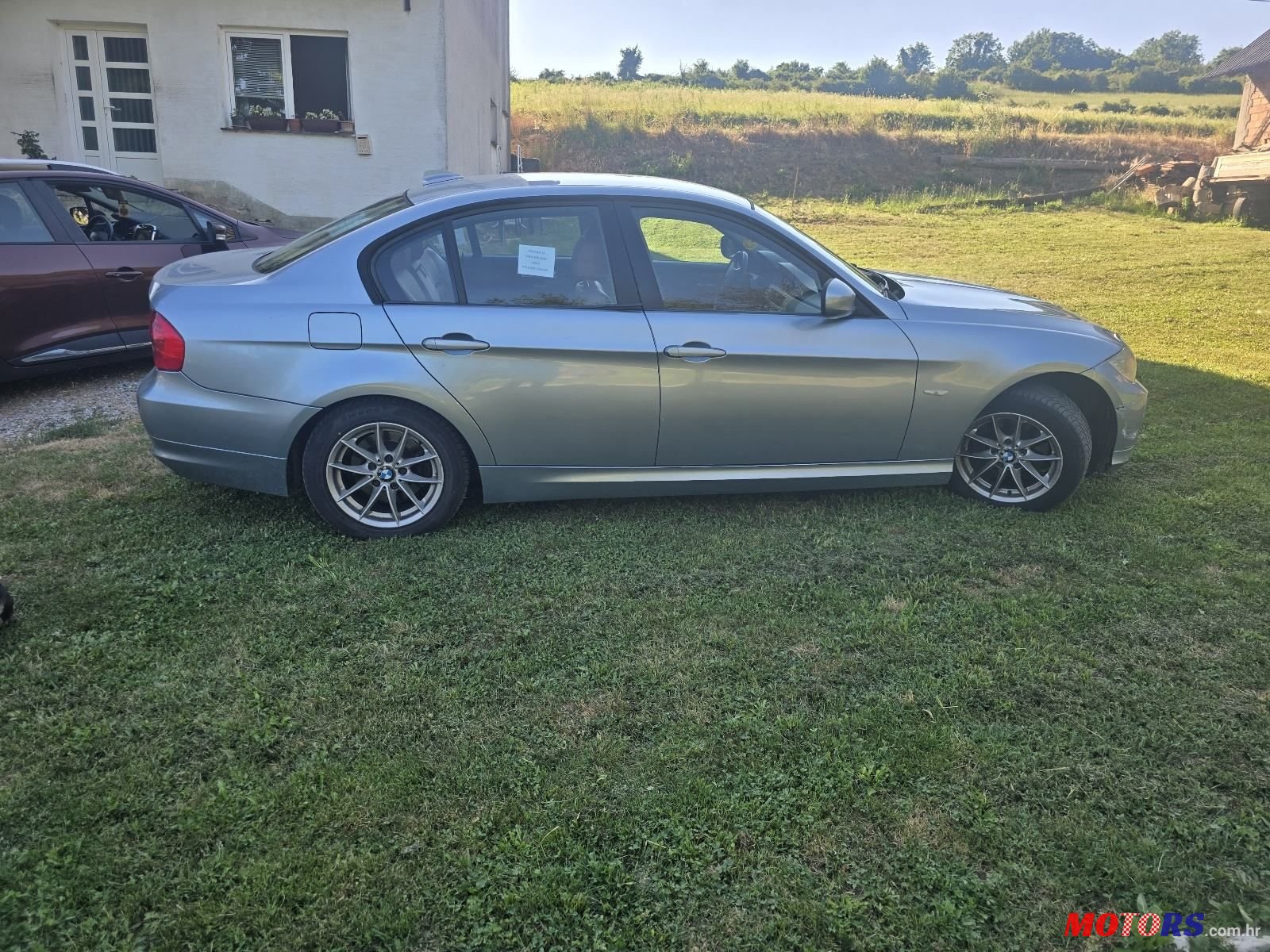 2010' BMW Serija 3 318D photo #6