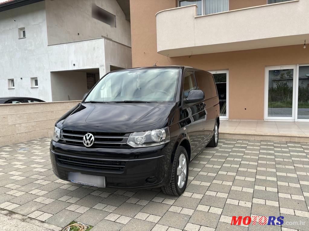 2013' Volkswagen Multivan 2,0 Tdi photo #1