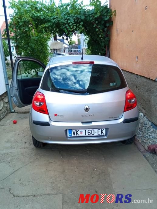2007' Renault Clio 1,2 photo #3