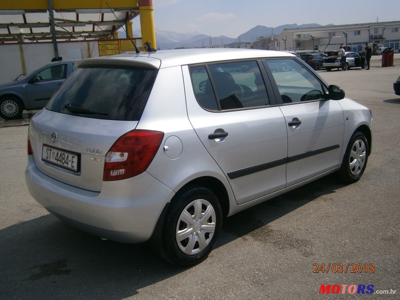 2011' Skoda Fabia photo #4