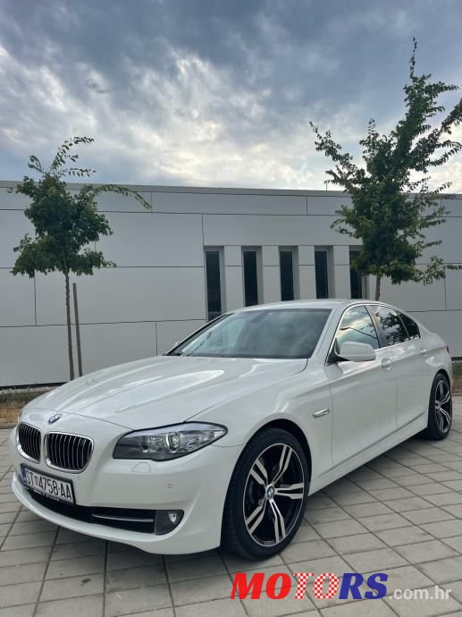 2011' BMW Serija 5 520D photo #1