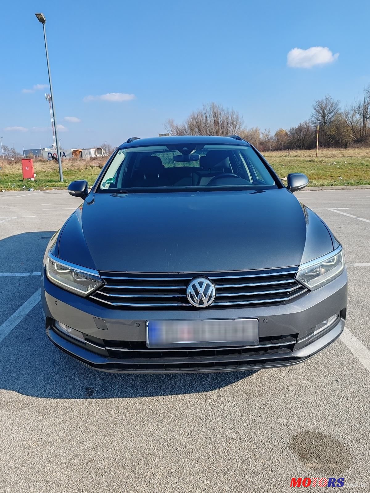 2015' Volkswagen Passat Variant photo #1