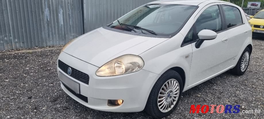 2007' Fiat Grande Punto photo #2