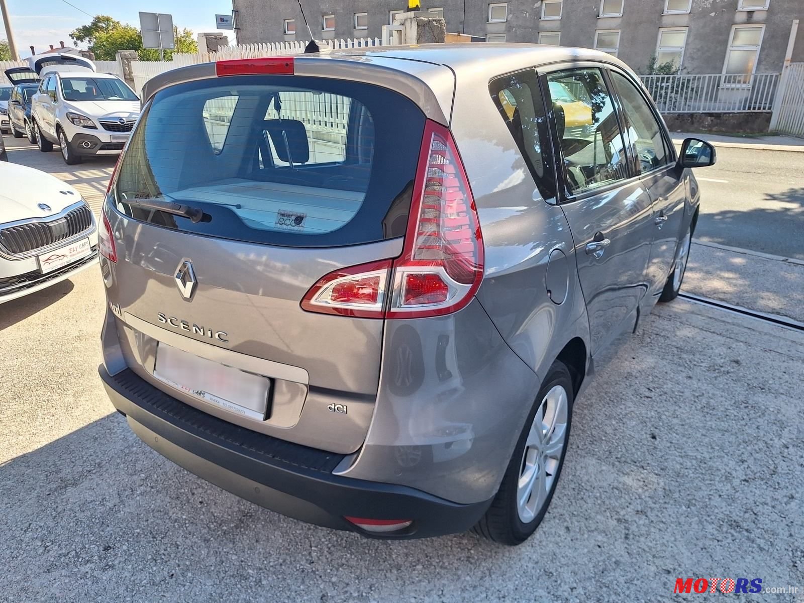 2010' Renault Scenic 1,5 Dci photo #5