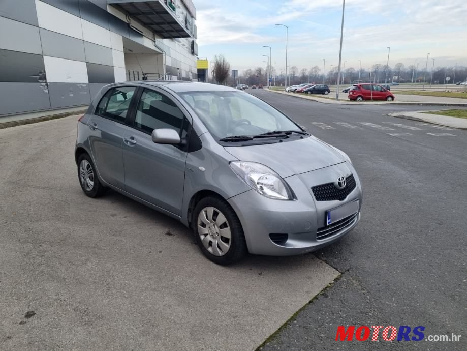 2006' Toyota Yaris 1,4 D-4D photo #2