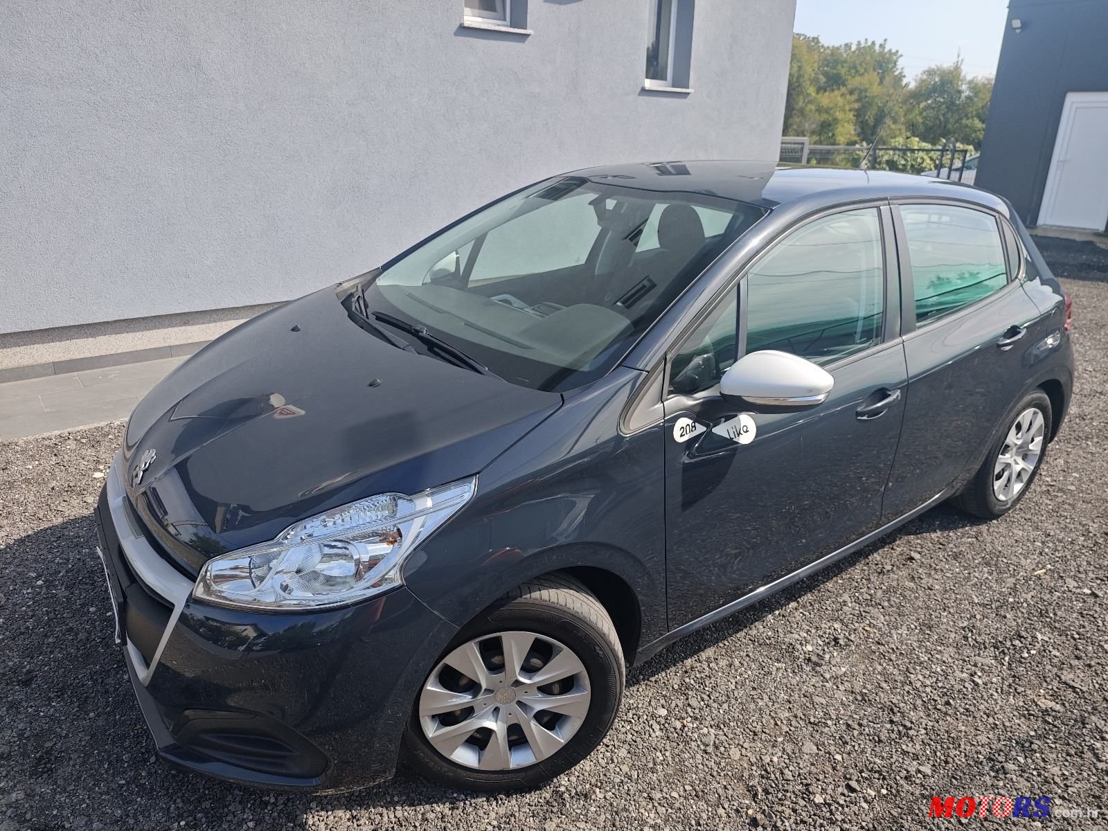 2017' Peugeot 208 1,2 Puretech photo #2