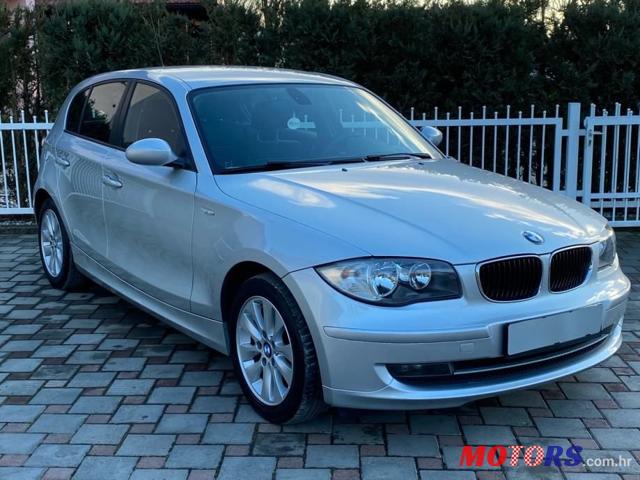 2009' BMW Serija 1 116D photo #2