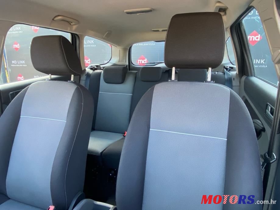 2010' Ford Focus Karavan photo #6