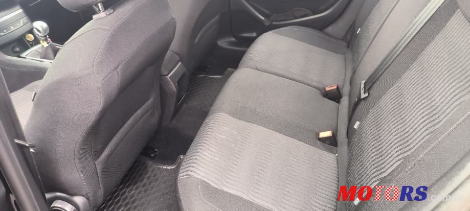 2014' Peugeot 308 Sw photo #2