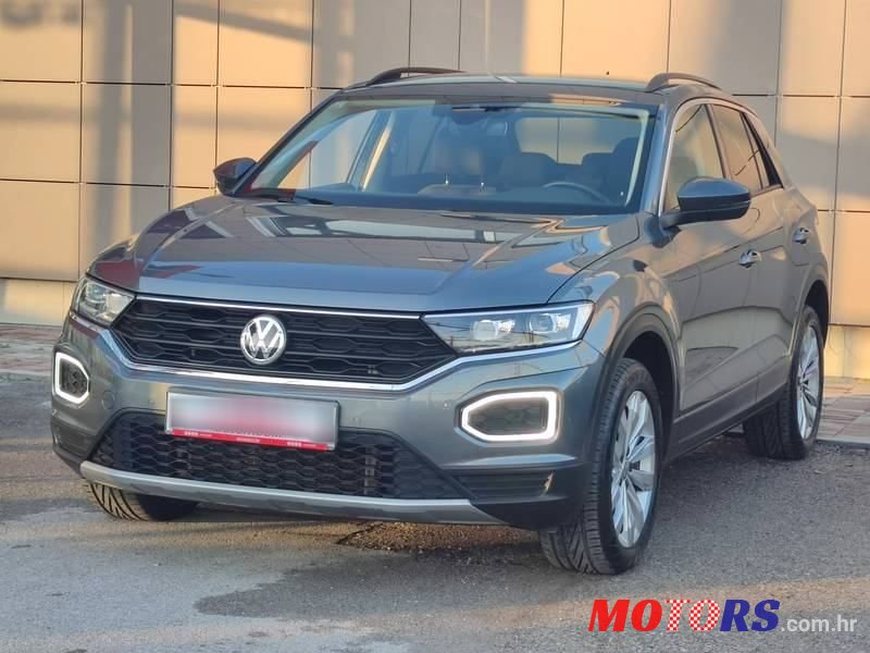 2019' Volkswagen T-Roc 1,6 Tdi photo #1