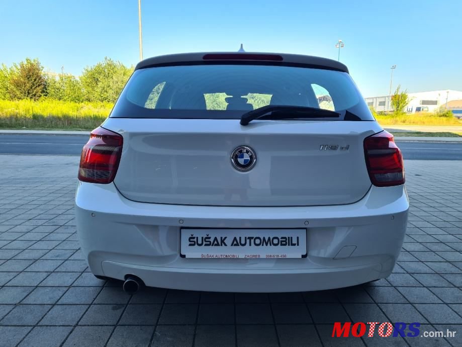 2013' BMW Serija 1 118D photo #4