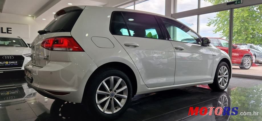 2015' Volkswagen Golf 7 1,2 Tsi Bmt photo #5