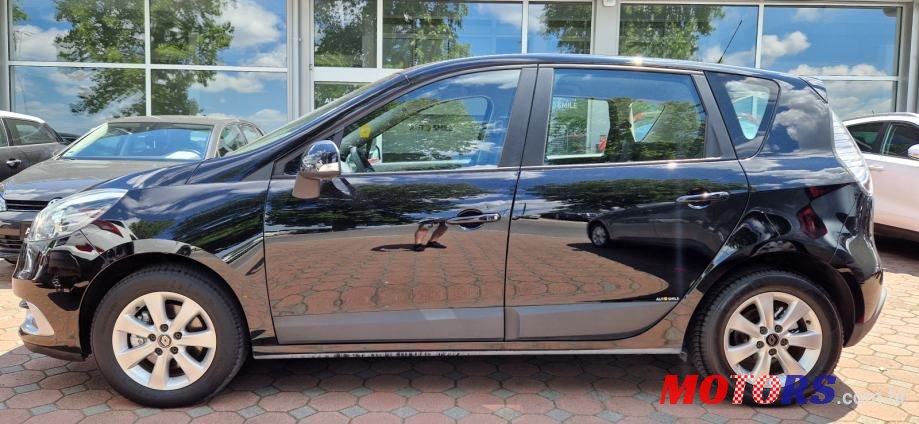 2012' Renault Scenic 1,5 Dci photo #5