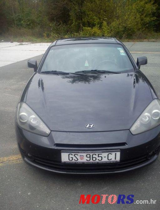 2007' Hyundai Coupe 2.7 V6 Fx photo #2