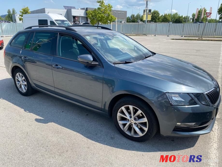 2017' Skoda Octavia Combi photo #2