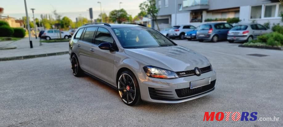 2017' Volkswagen Golf 7 2,0 Gtd photo #1