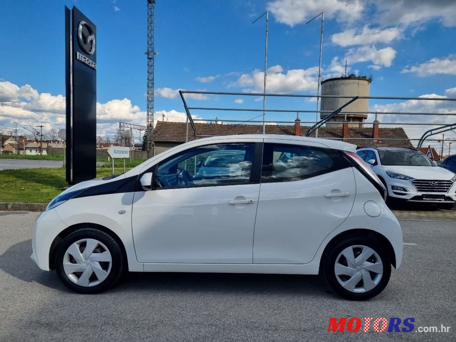 2017' Toyota Aygo 1,0 Vvt-I photo #4