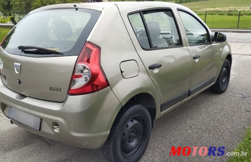 2010' Dacia Sandero 1,4 photo #3