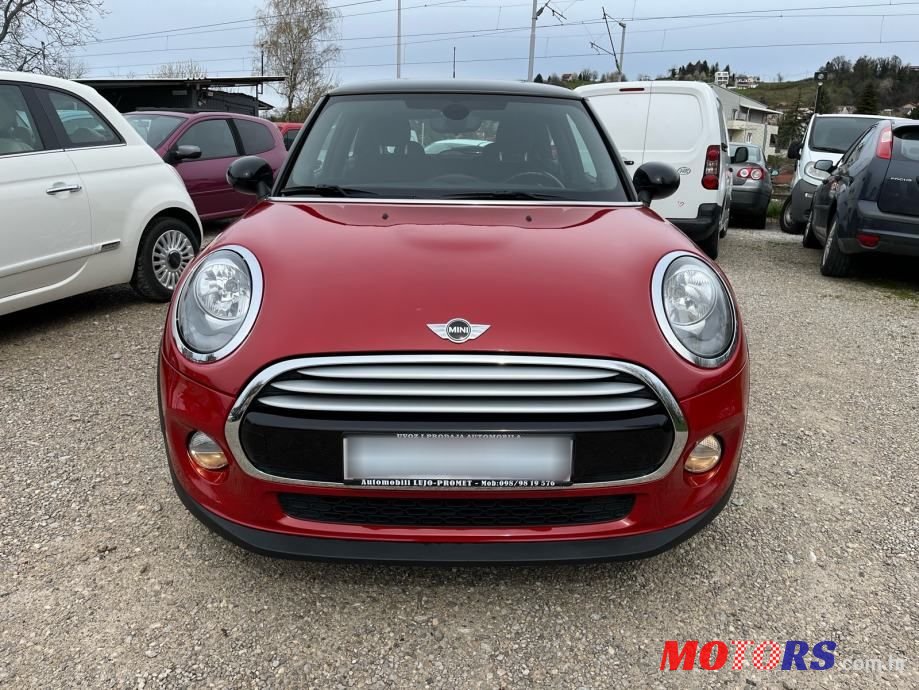 2014' MINI Cooper D photo #2