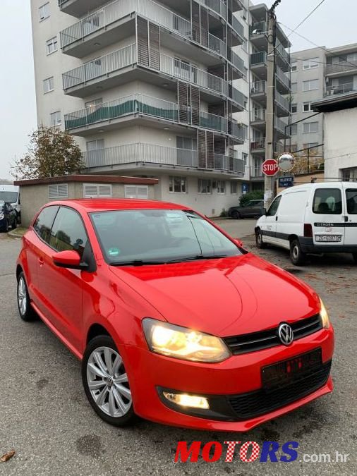 2010' Volkswagen Polo 1,6 Tdi photo #1