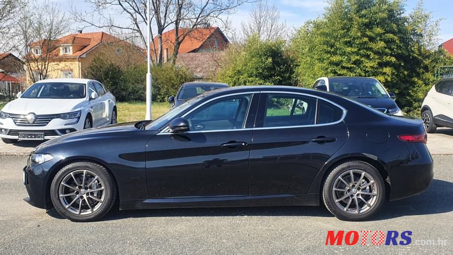 2016' Alfa Romeo Giulia 2,2 Jtd photo #2