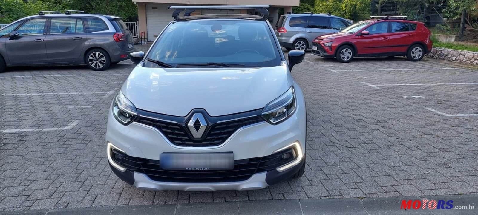 2019' Renault Captur Tce photo #3