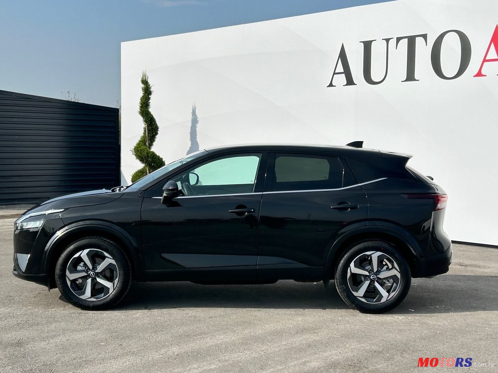 2023' Nissan Qashqai 1.3 photo #2