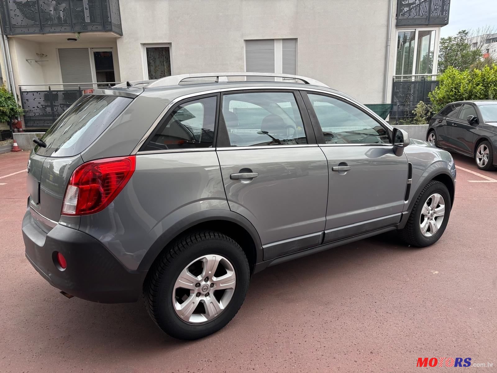 2011' Opel Antara 2,4 photo #2